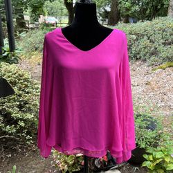 Jennifer Lopez brand flowy mint green top. Size XL. 