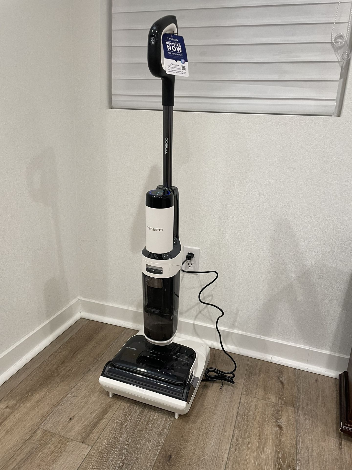 Used Tineco Floor ONE Stretch S6 Cordless Wet Dry Vacuum Cleaner, 180°Lay-Flat Smart Vacuum Mop, 40 Minutes Long Runtime 158℉ Flashdry Self-Cleaning