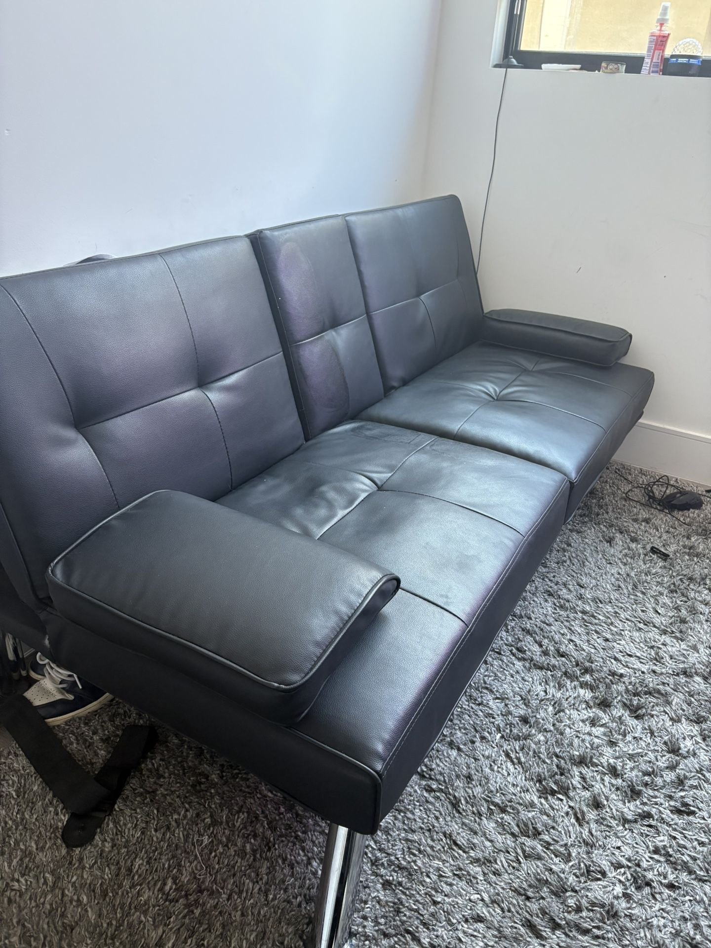 Black Futon 