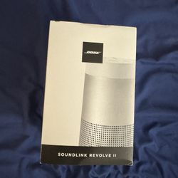 Bose Sound link Revolve 2 Bluetooth Speaker 