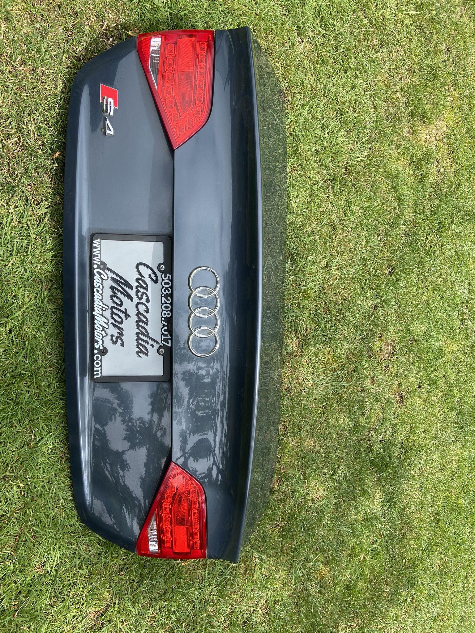 2011 Audi S4 Trunk Lid With Tail Lights 