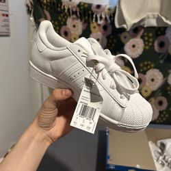 Adidas Superstars Size Six And A Half