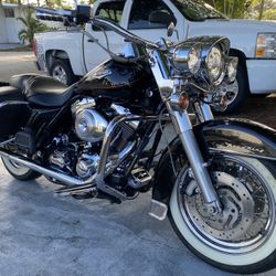 2001 Harley Davidson Road King Classic