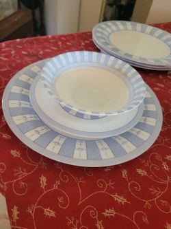 Msrtha Stuart French plates