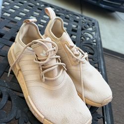Women adidas shoes