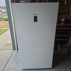 Freezer/refrigerator 