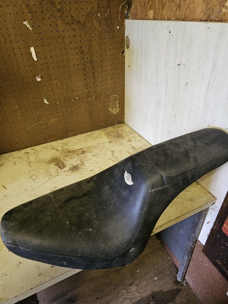 03' 100th Anniversary Harley Davidson Seat