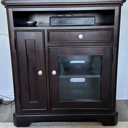 Entertainment Center/Tv Stand
