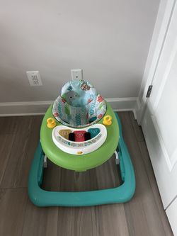 Bright Starts Tiny Trek 2-in-1 Baby Activity Walker Jungle Vines