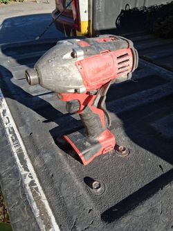 Milwaukee M18 Impact Drill