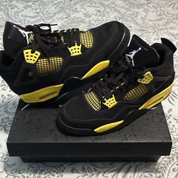 Air Jordan 4 Retro Yellow Thunder 