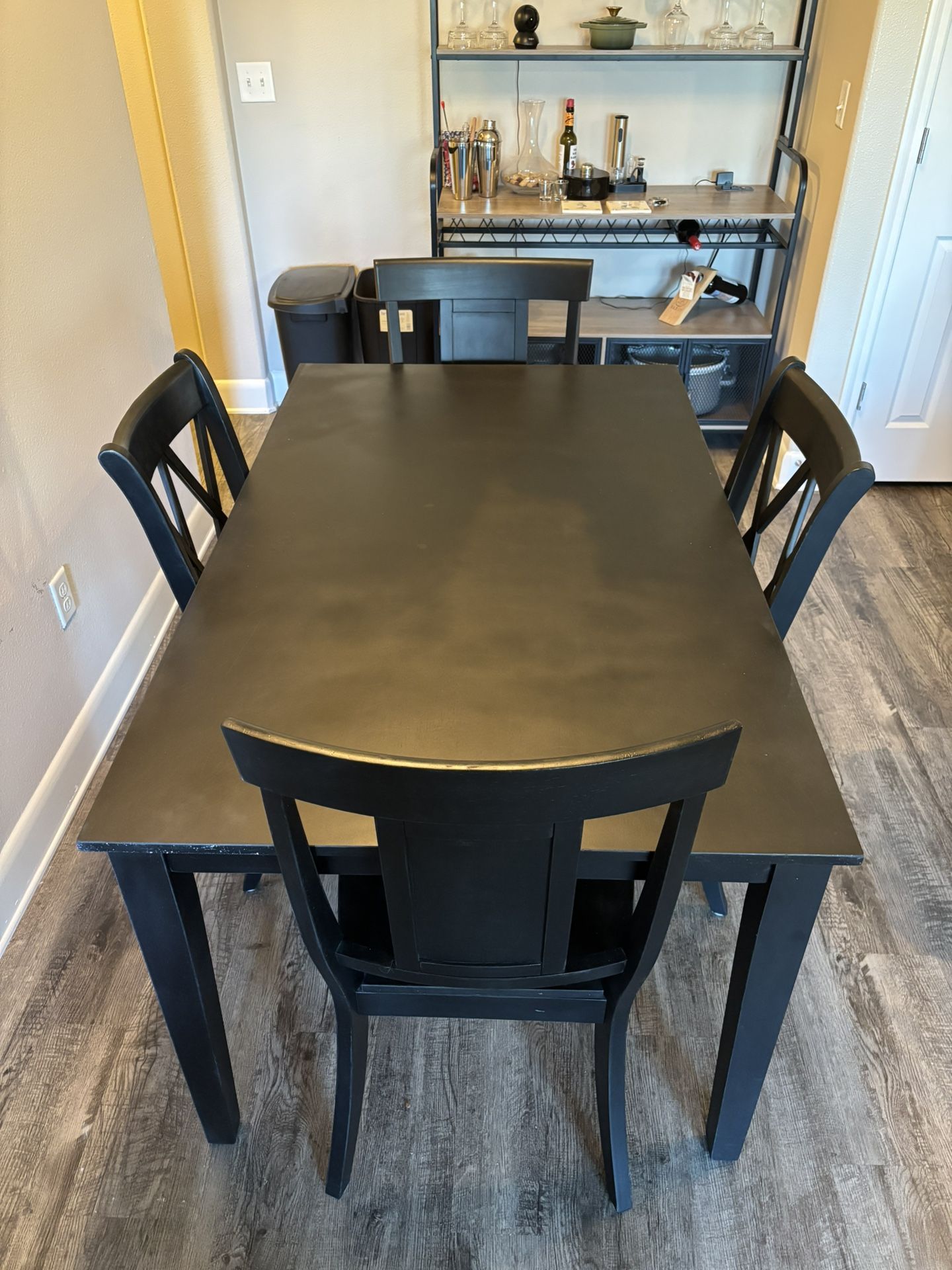 Small Black 4-person Table