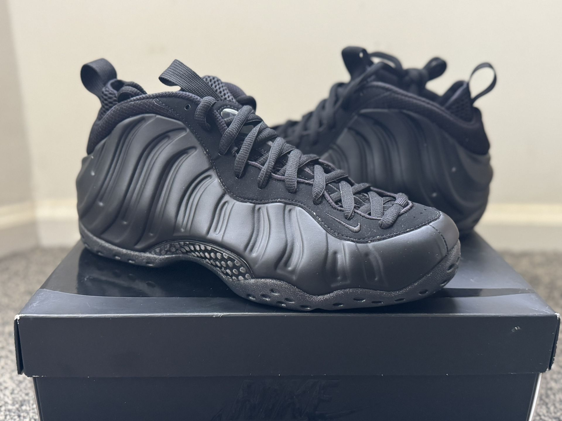 Nike Foamposite Anthracite 