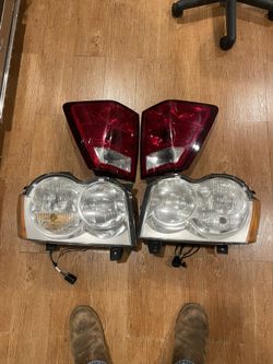 2006 Jeep Grand Cherokee Headlights And Tail Lights