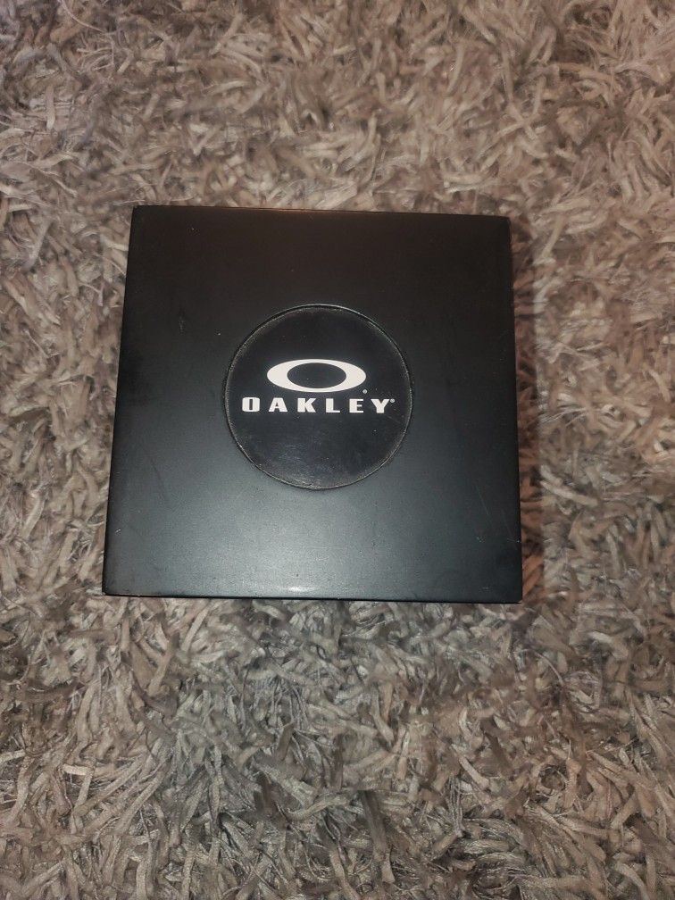 Oakley GMT watch