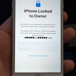 iPhone 7 (iCloud Locked)