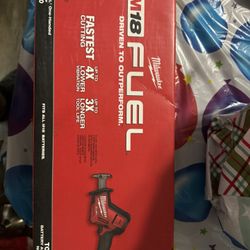 MilwaukeeFuel Hacksaw Used Once 