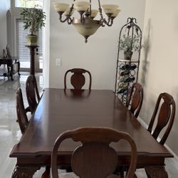 Living Room & Dining Room Furniture