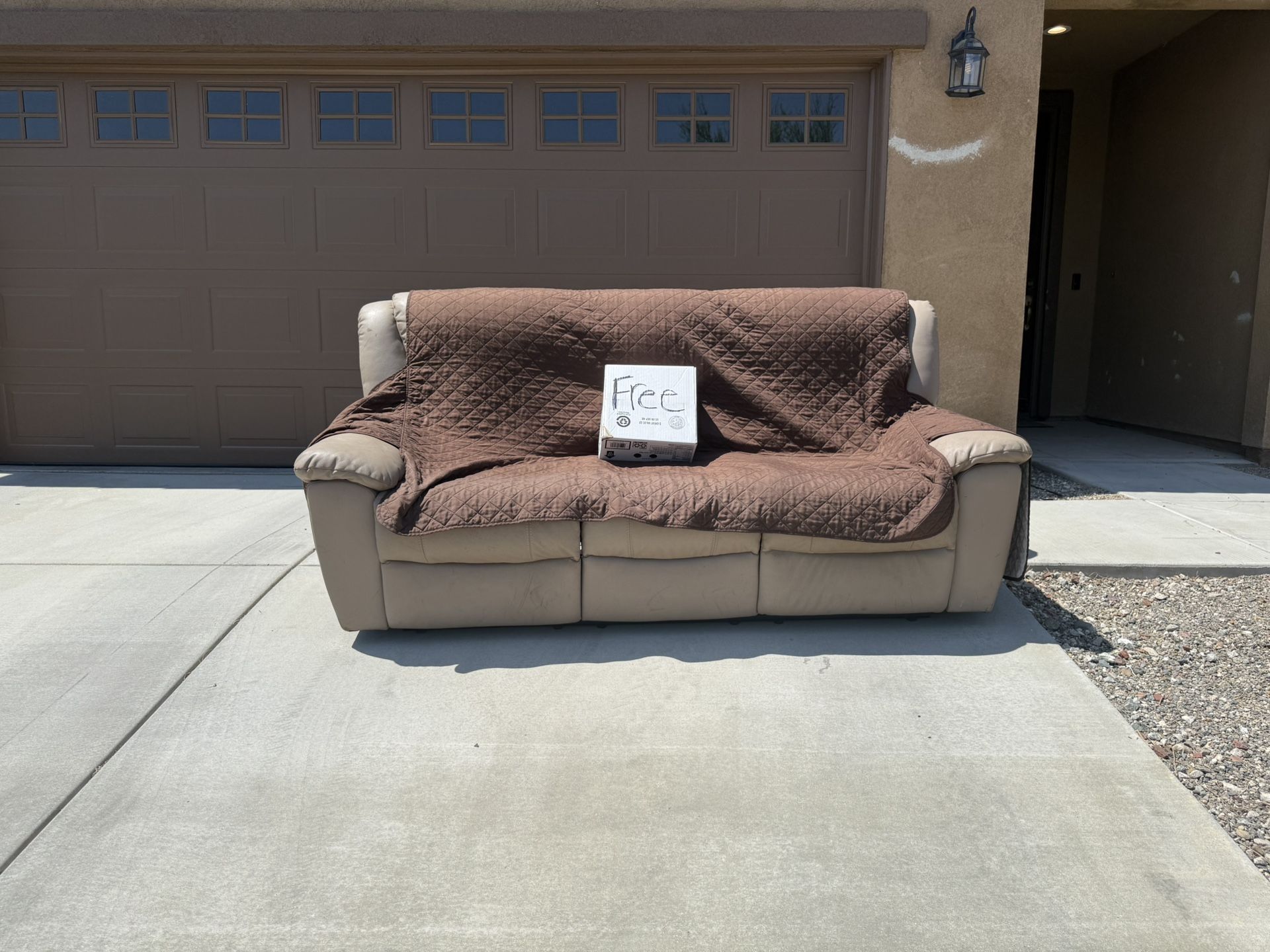 Free Sofa
