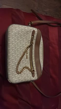 MK purse