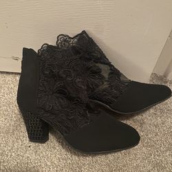 Women’s Shoes
