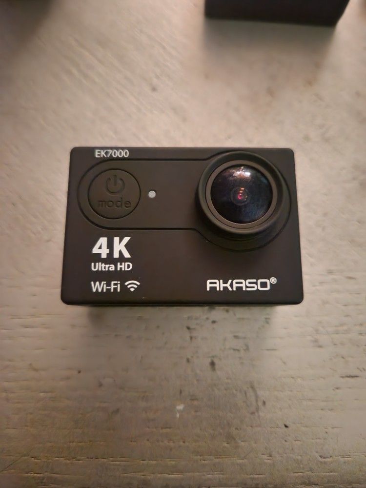 AKASO EK7000