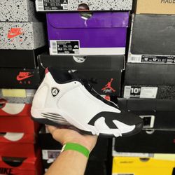 2024 Jordan Black Toe 14s size 11.5 VNDS