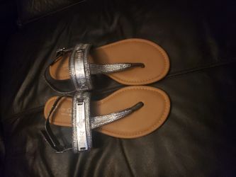 Juicy Couture Sandals . Almost New Size 6.5 . Fits 6.5 -7 