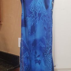 Size 8....long blue dress.
