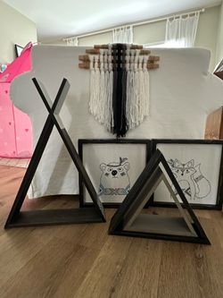 Baby/toddler room decor