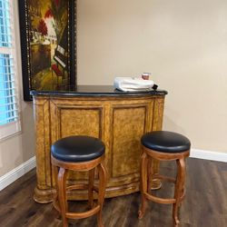 Two seat bar and stools marble top
