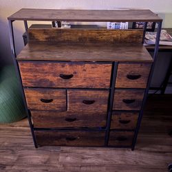 Storage/dresser/shelf
