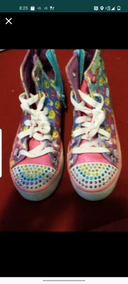 New- Girls Sketcher Light up Hi Tops Size 2 1/2