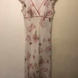 White Floral Dress size 5