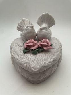 Vintage Jewlery Box