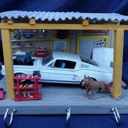 WOODEN KEY HOLDER 🔐🗝️ MECHANIC SHOP