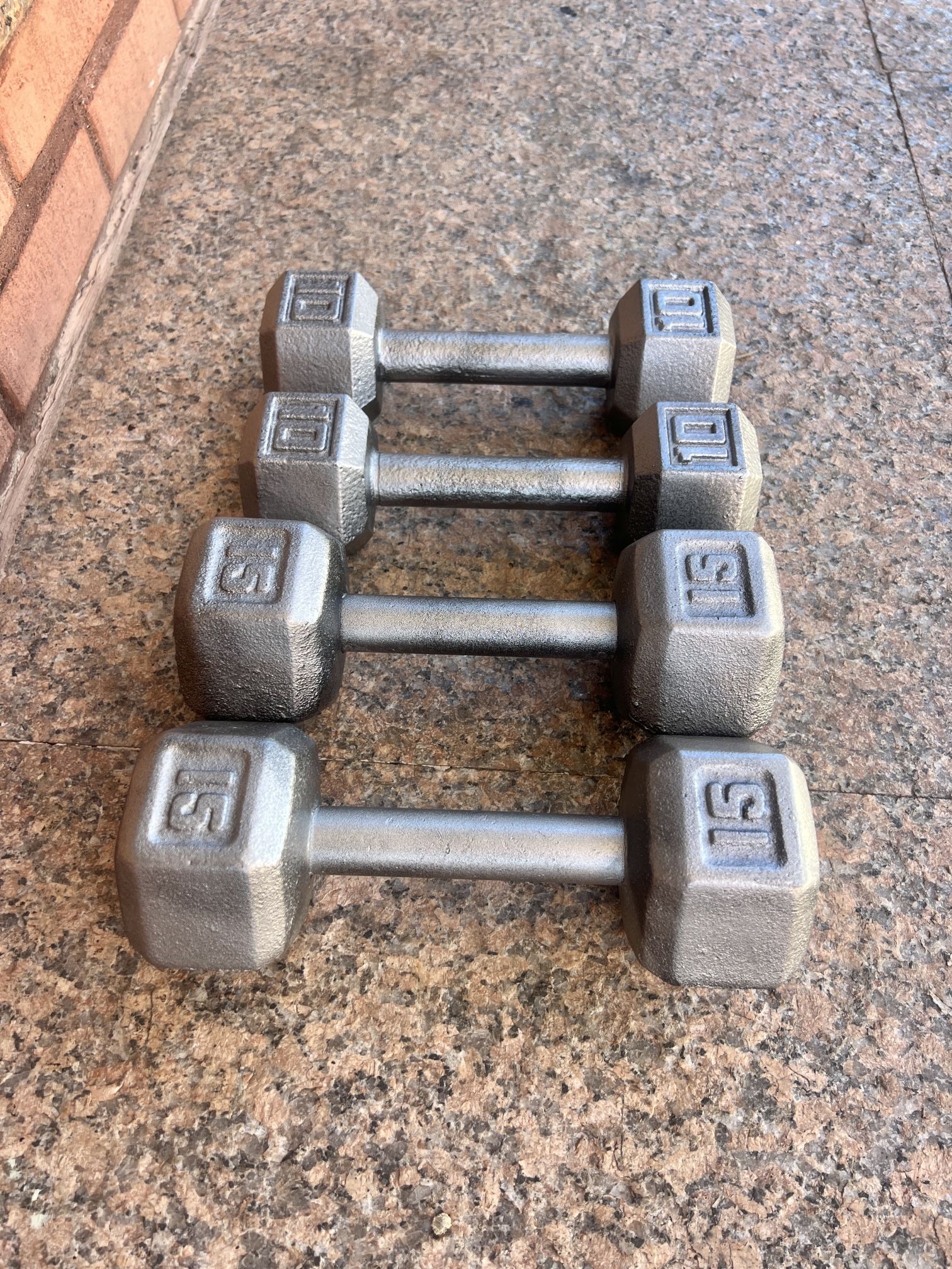 Hex Metal Dumbbells Weights..Total 50Pounds
