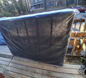 Queen-size bed base