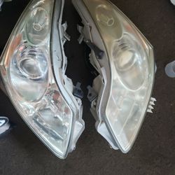 2008  2011 Infinity G 35,,,37. headlights R ,,,L
