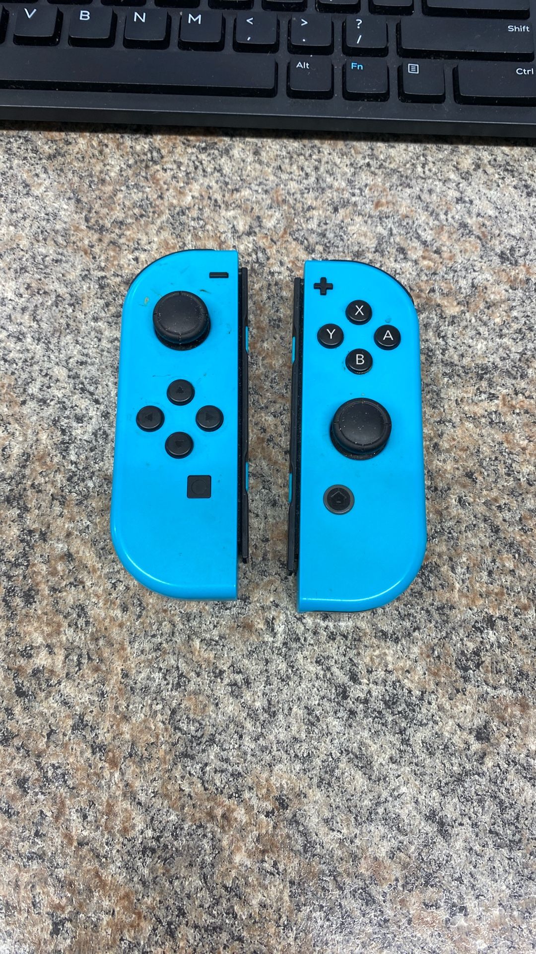 Nintendo Switch Joy-Con controller pair (left/right), Blue Edition Tested works great