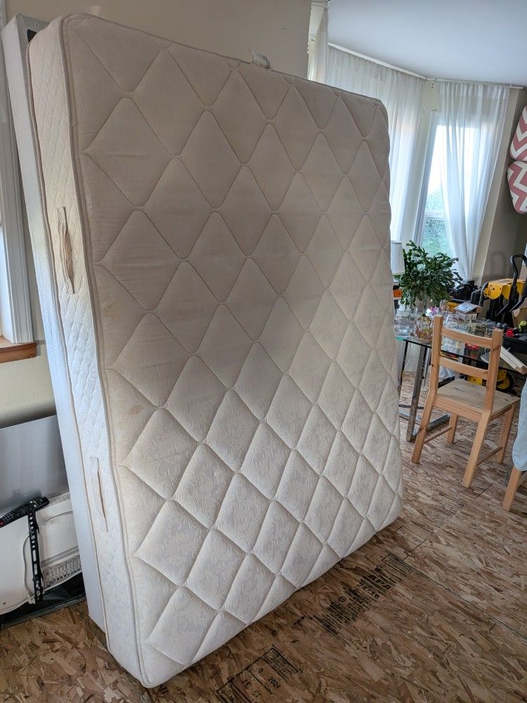 Queen Mattress & Box Spring