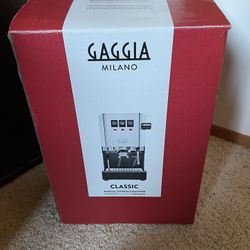 Gaggia Classic Espresso Machine