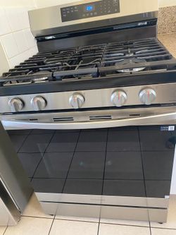 30 inch Samsung gas stove with air fryer