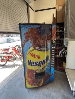 Soda Vending Machine For Sale First $750. Takes Home !!