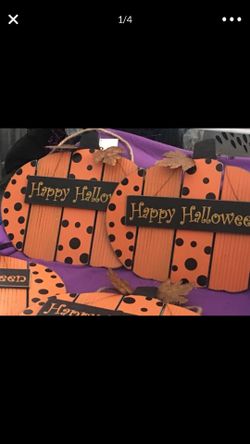 Halloween wooden pumpkin sign