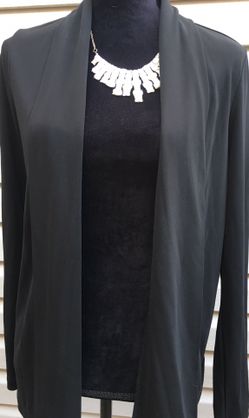 Lands’ End women’s black cardigan/ M 10-12