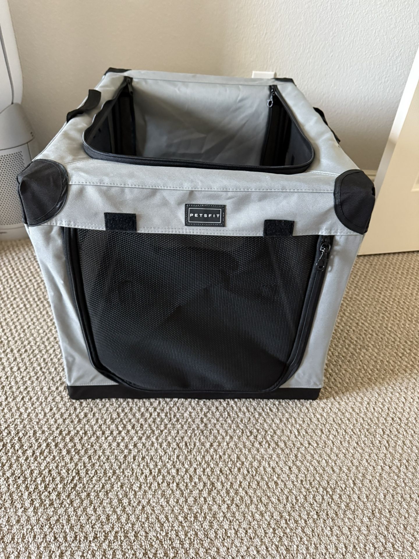 Dog crate