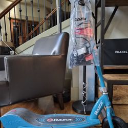 Brand New Razor 200 Electric Scooter