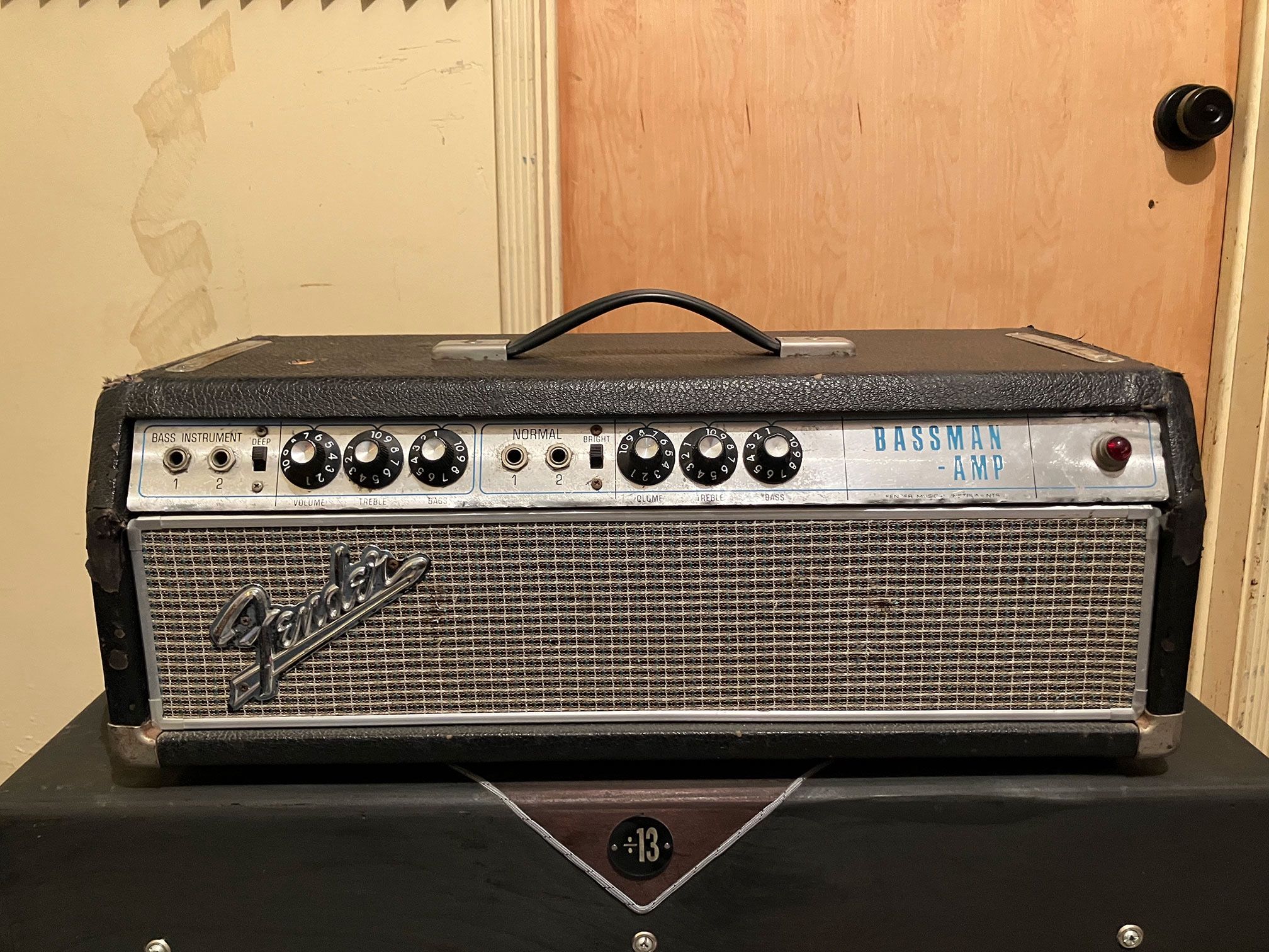 Fender Bassman 1968 Model & Divided By 13 2x12