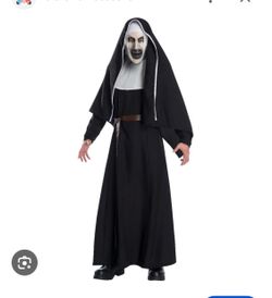 The nun  costume